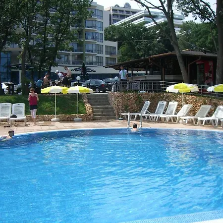 Apartment Apartment In Aquamarine Complex
