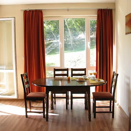 Apartment In Aquamarine Complex